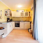 Komfort Appartement mit 1 Schlafzimmer und Balkon im Obergeschoss 143